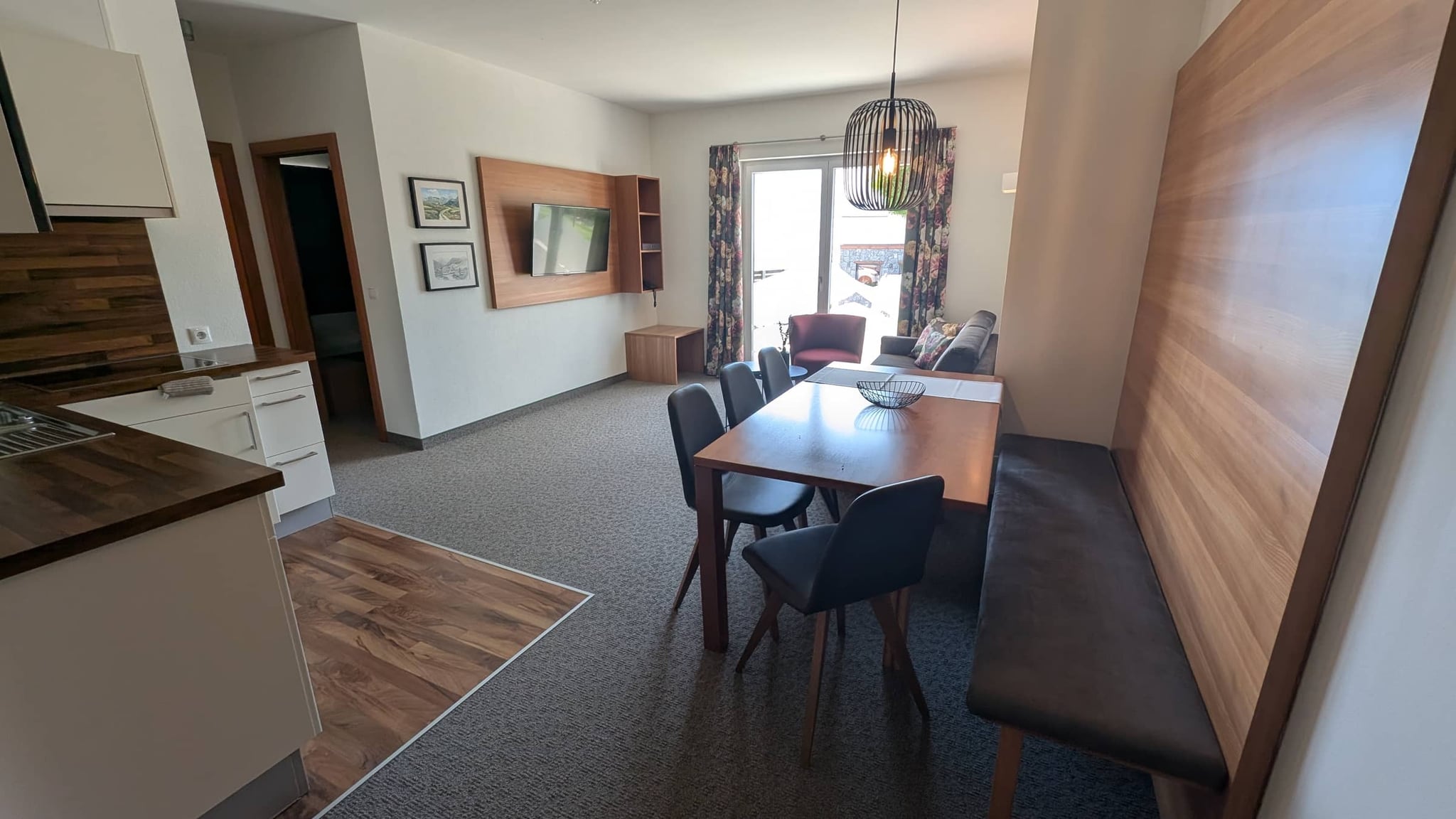 Apartment Sommer 1
